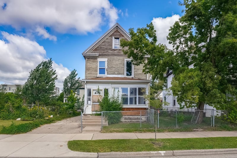 6 E 34th St, Minneapolis, MN 55408