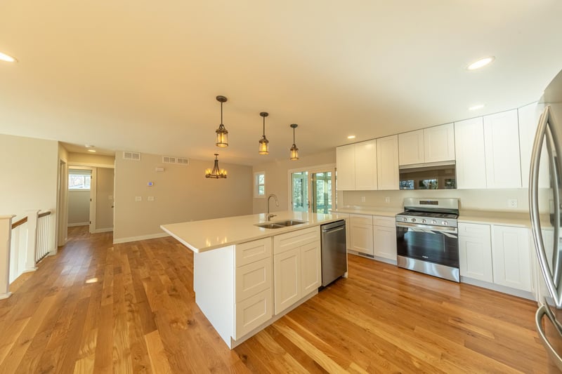 1250 13th St NW, New Brighton, MN 55112