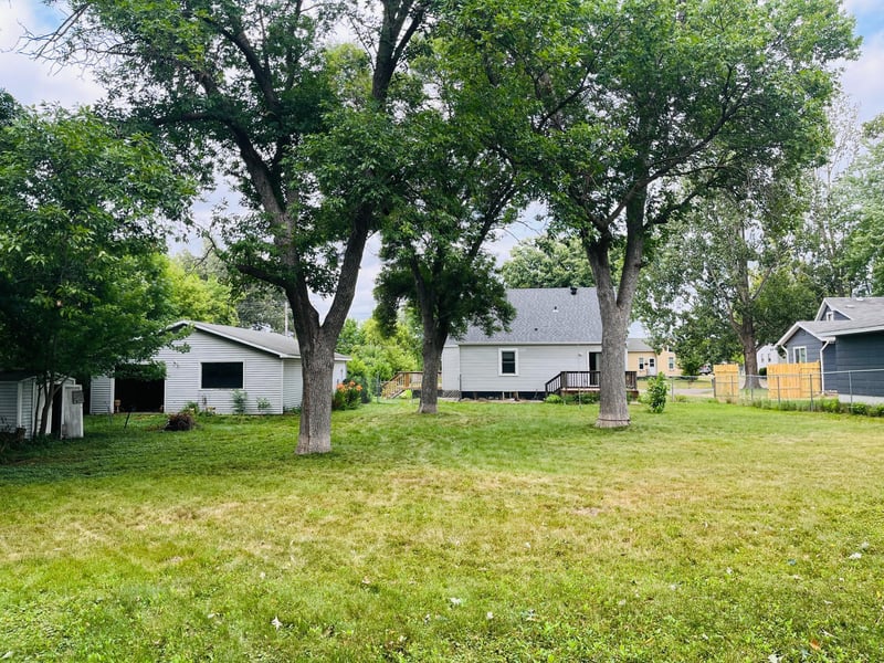 712 4th Ave E, Alexandria, MN 56308