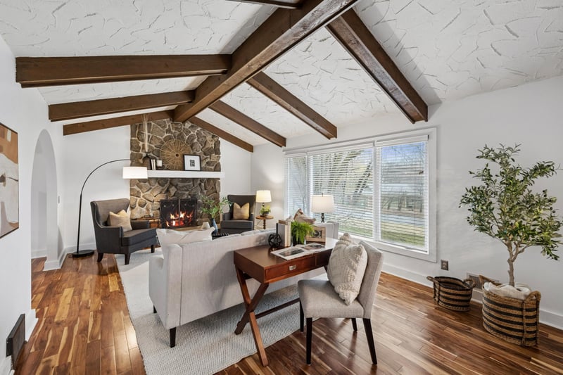 1533 Clare Ln, Wayzata, MN 55391