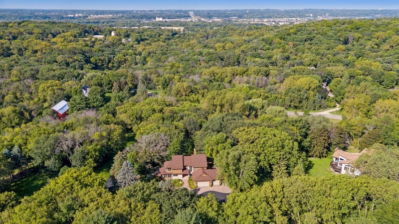 6287 Crackleberry Trl, Woodbury, MN 55129
