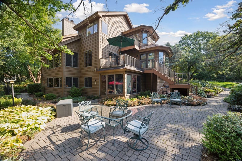 6287 Crackleberry Trl, Woodbury, MN 55129