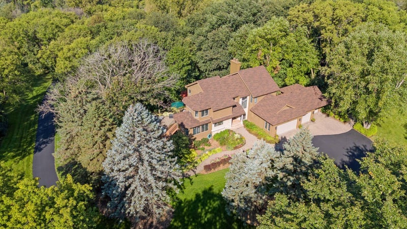 6287 Crackleberry Trl, Woodbury, MN 55129