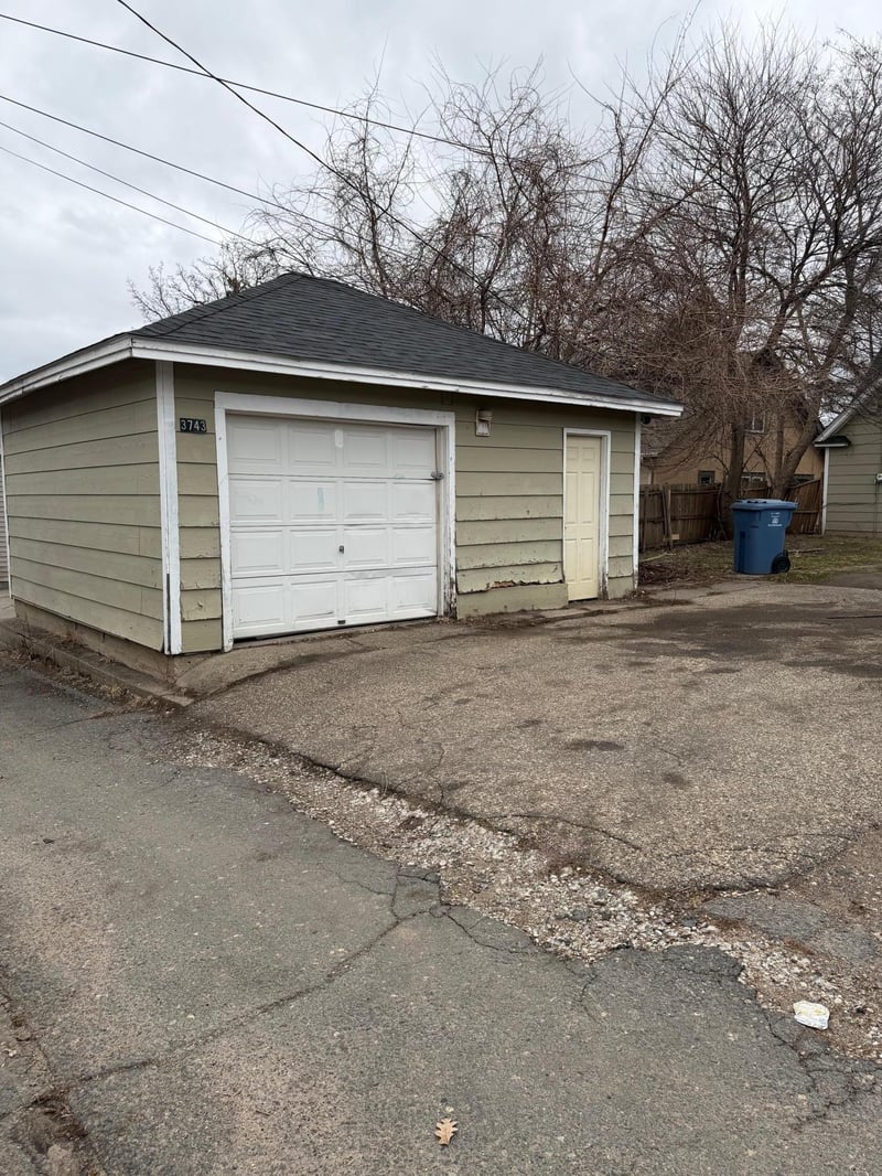 3743 Bryant Ave N, Minneapolis, MN 55412