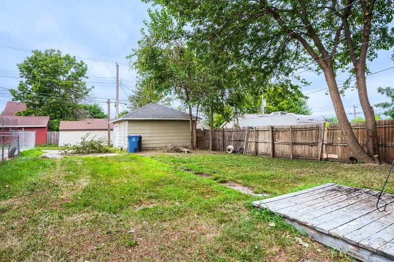 3743 Bryant Ave N, Minneapolis, MN 55412