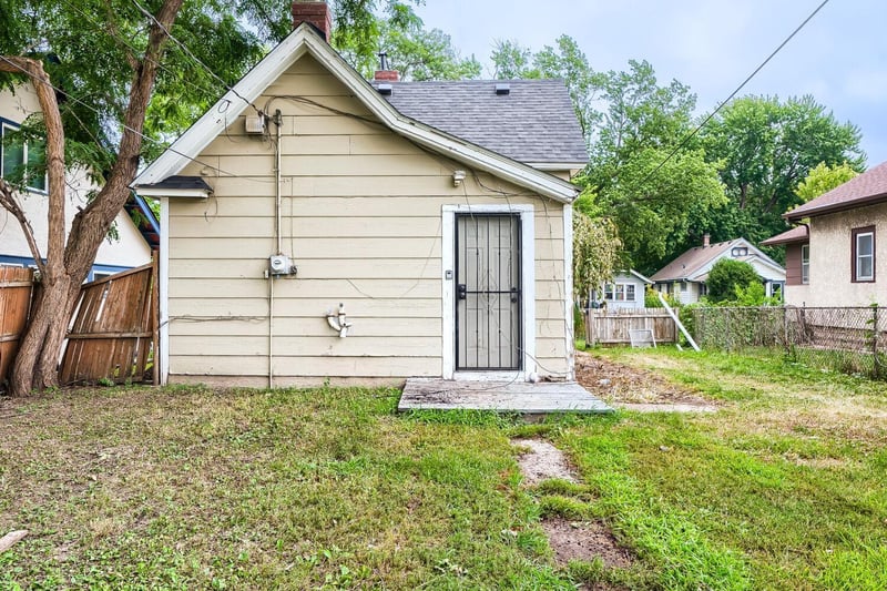 3743 Bryant Ave N, Minneapolis, MN 55412