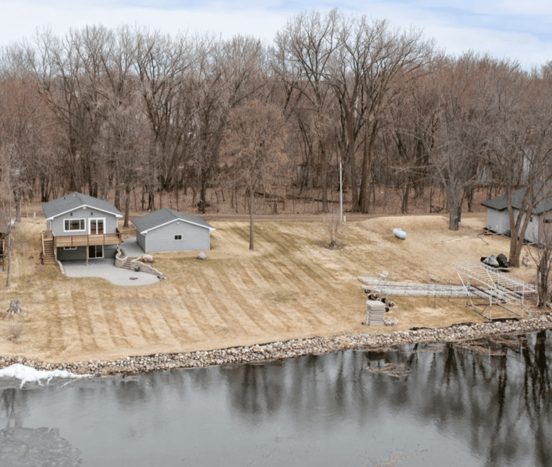 51400 Berry Ave, Rush City, MN 55069