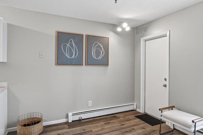 4612 Cedar Lake Rd S #4, Saint Louis Park, MN 55416