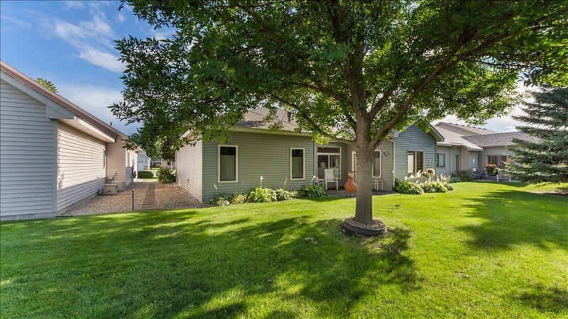 436 Wellington Cir, Waite Park, MN 56387