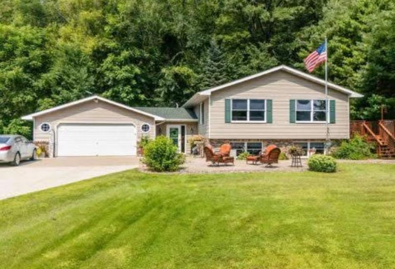 25358 Highway 60, Wabasha, MN 55981