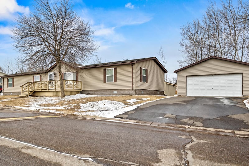 42 S Elder Dr, Duluth, MN 55810