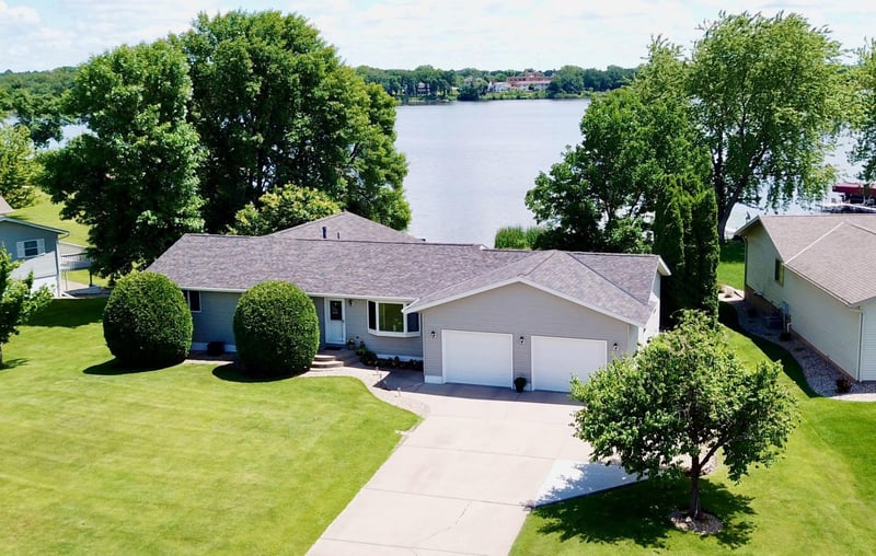 500 Hickman Dr, Sauk Centre, MN 56378