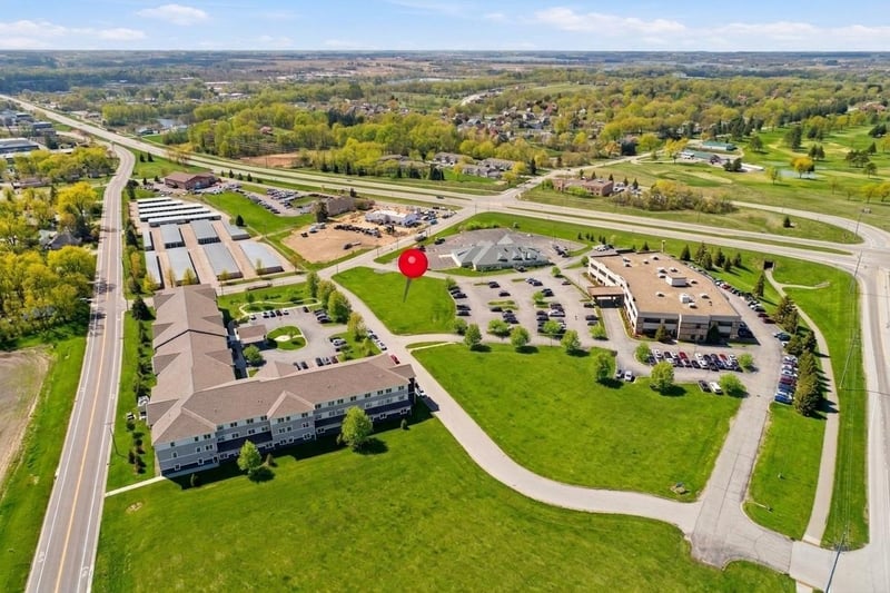 1530 17th St NW, Faribault, MN 55021