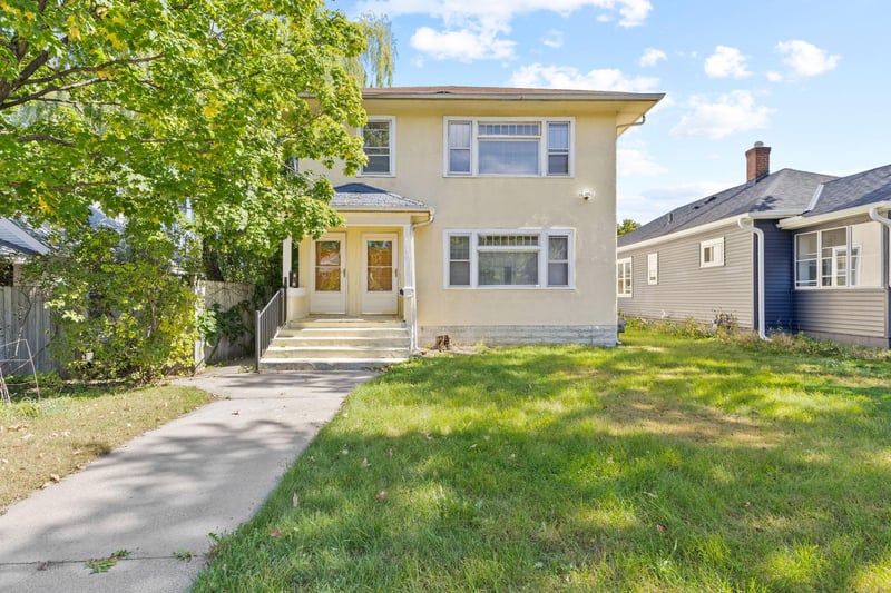 3847 Cedar Ave S, Minneapolis, MN 55407