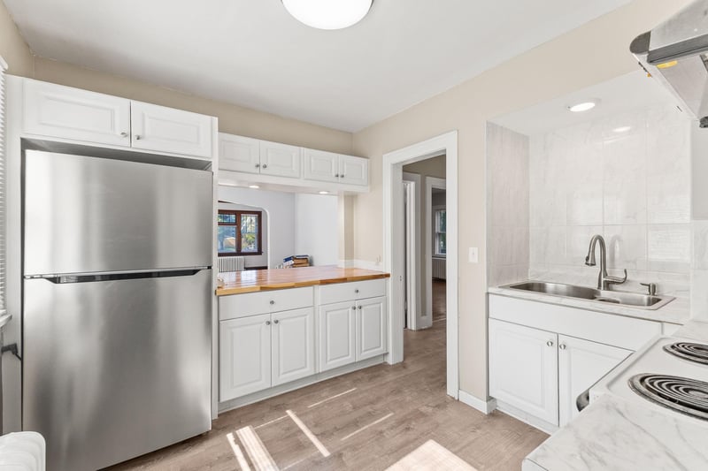 3847 Cedar Ave S, Minneapolis, MN 55407