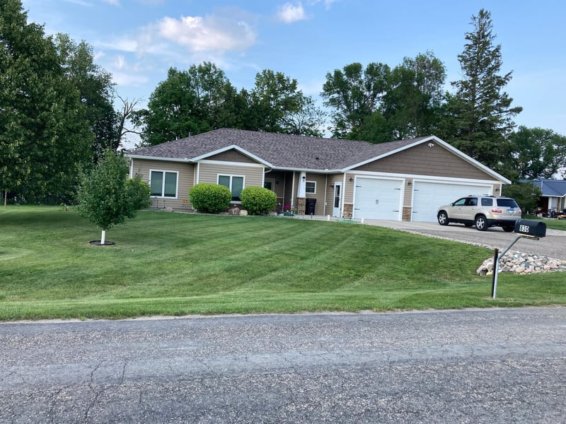 830 E Scharf Ave, Vergas, MN 56587