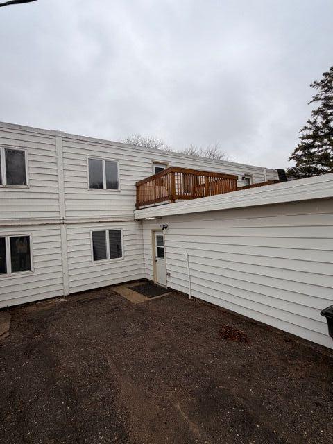 412 Holly Ln, Mankato, MN 56001