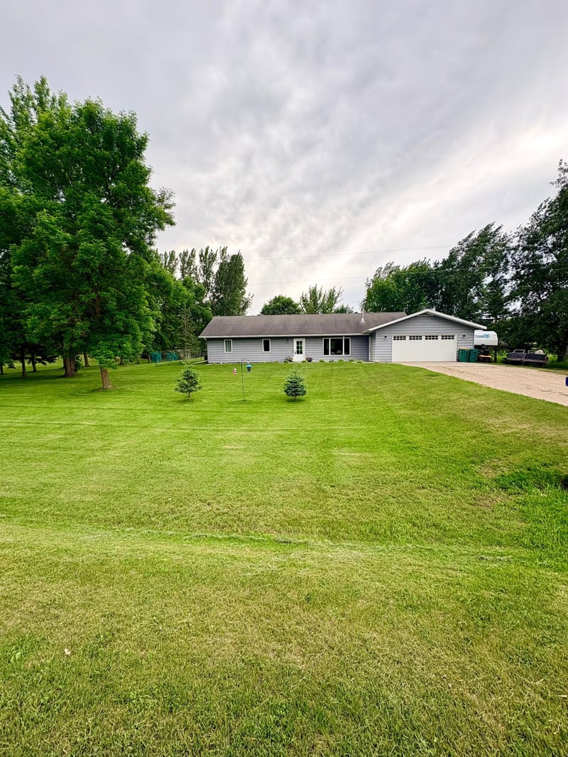 28169 Meadow Dr, Detroit Lakes, MN 56501