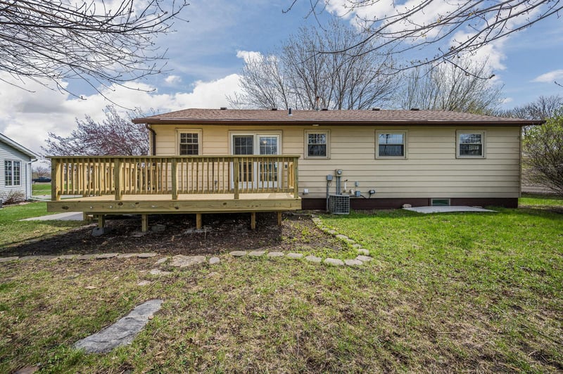 1721 Bantom Pl, Worthington, MN 56187