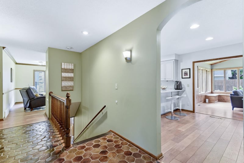 26 19th Ave SW, New Brighton, MN 55112