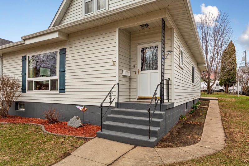 18 N Payne St, New Ulm, MN 56073
