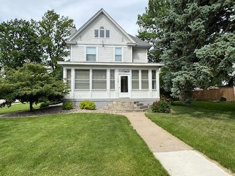 108 S 7th St, Olivia, MN 56277
