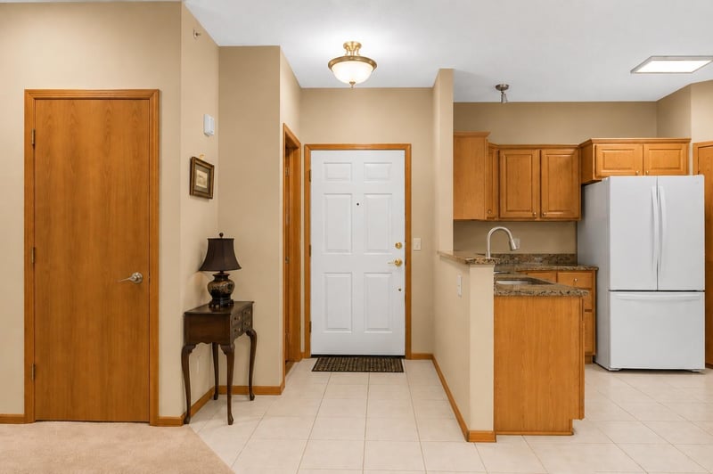 5985 Rowland Rd #302, Minnetonka, MN 55343