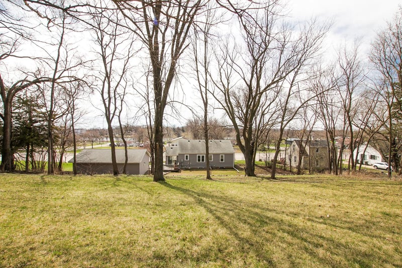 177 4th Ave NW, Hutchinson, MN 55350