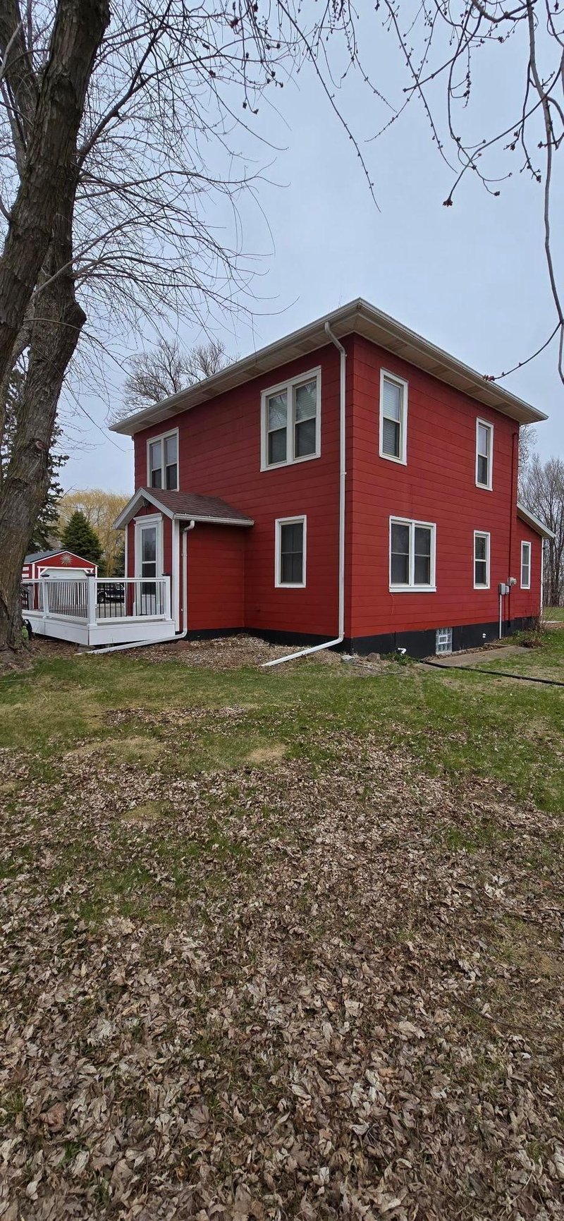 101 S 1st St, Kiester, MN 56051
