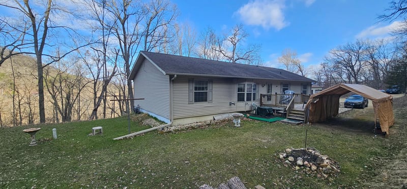 5452 Oak Forest Ln, Houston, MN 55943