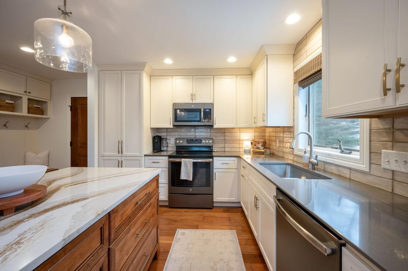 3819 Cedar Creek Ct, Fairmont, MN 56031