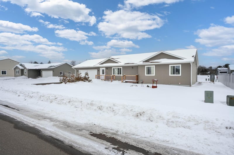 274 Nielsen Ln, Chetek, WI 54728