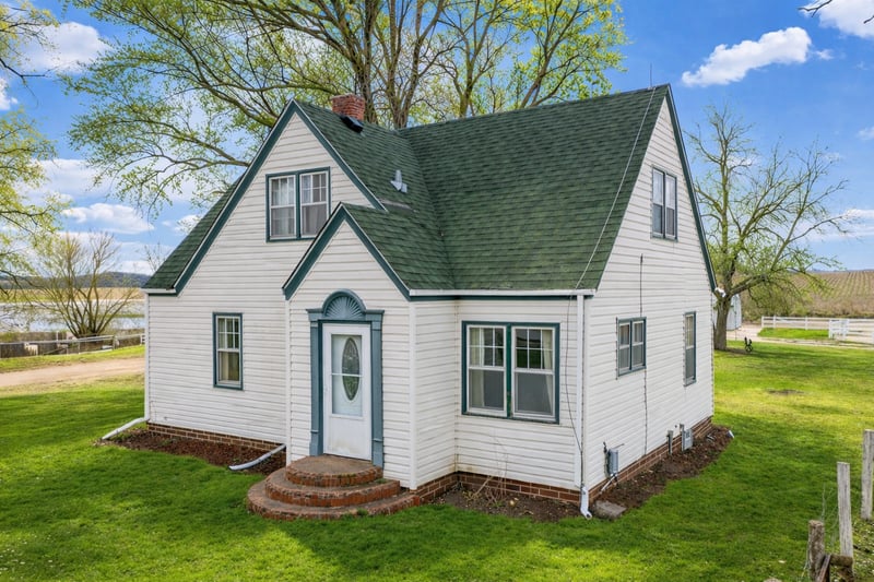 10550 New Prague Blvd, New Prague, MN 56071