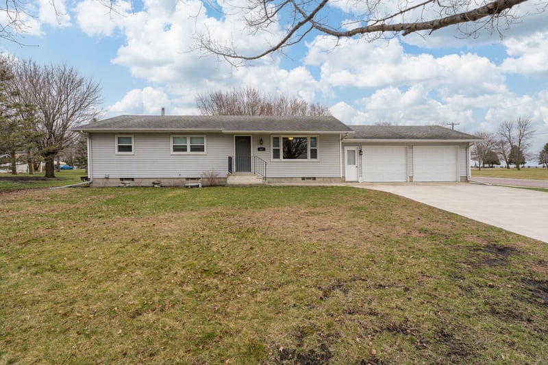 507 2nd Ave SE, Mapleton, MN 56065