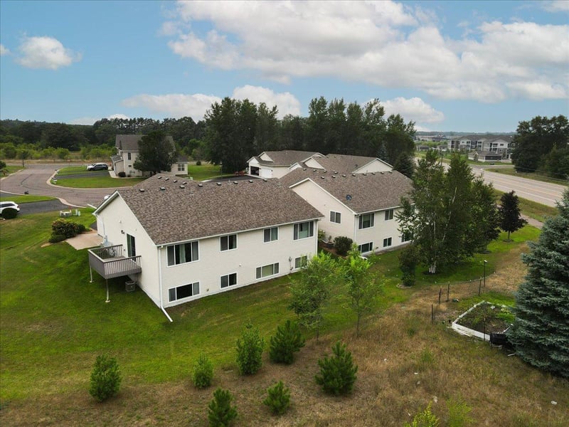 38260 Explorer Cir, North Branch, MN 55056
