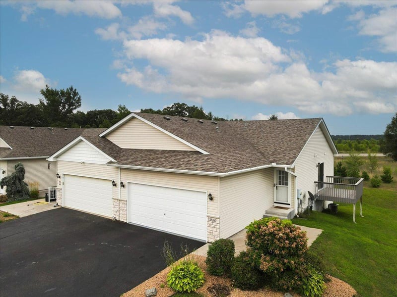 38260 Explorer Cir, North Branch, MN 55056