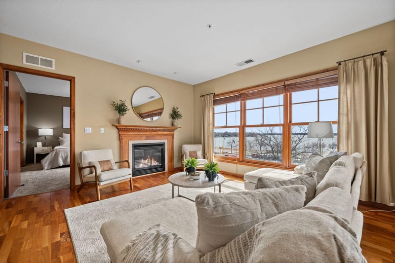 4100 Spring St #314, Spring Park, MN 55384