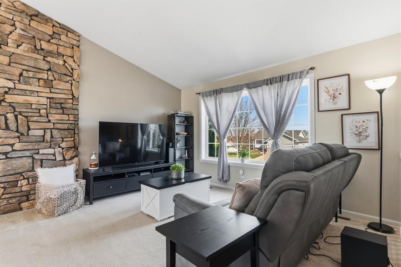 604 4th St NE, Byron, MN 55920