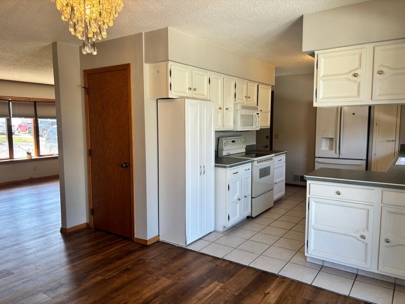 114 Oak Ridge Rd, Fairmont, MN 56031