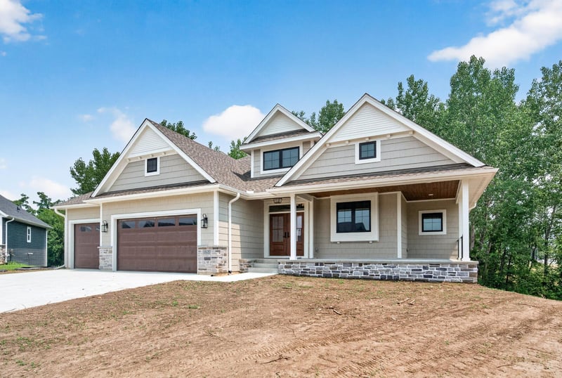 1765 Brandlewood Ct, Hastings, MN 55033