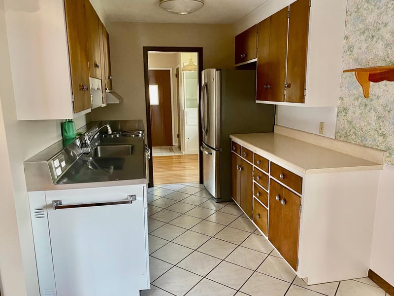 7244 Clinton Ave, Richfield, MN 55423