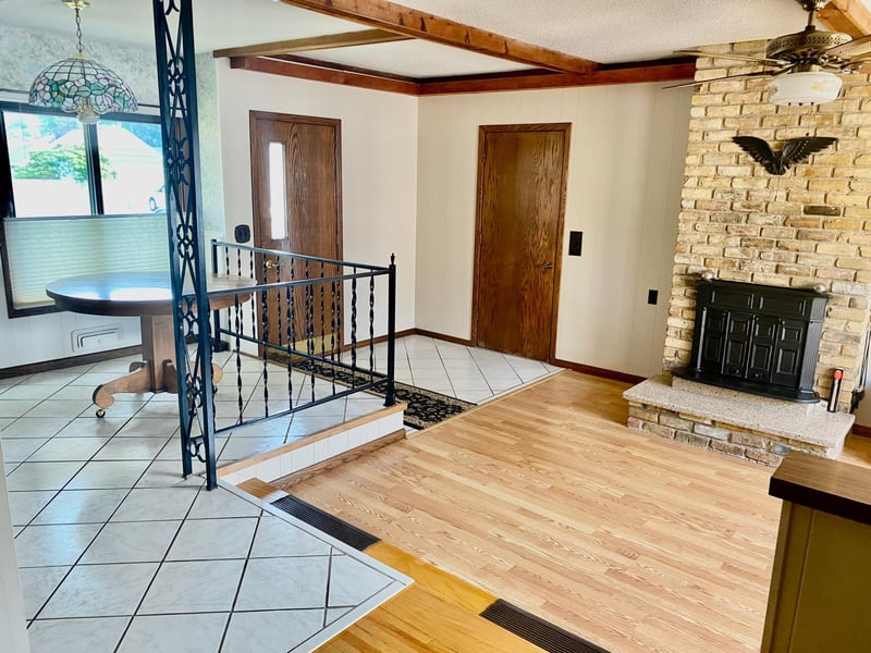 7244 Clinton Ave, Richfield, MN 55423