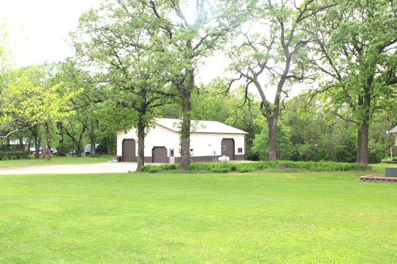 31127 Levi Pa, Lake City, MN 55041