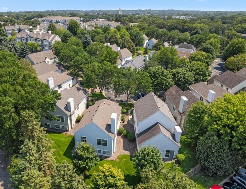 6420 Christenson Ln NE, Fridley, MN 55432