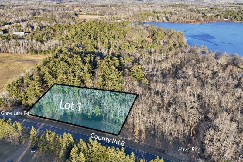 000 Grave Lake Rd, Brainerd, MN 56401