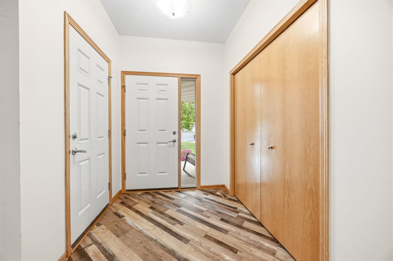 605 Amber Ln, Buffalo, MN 55313