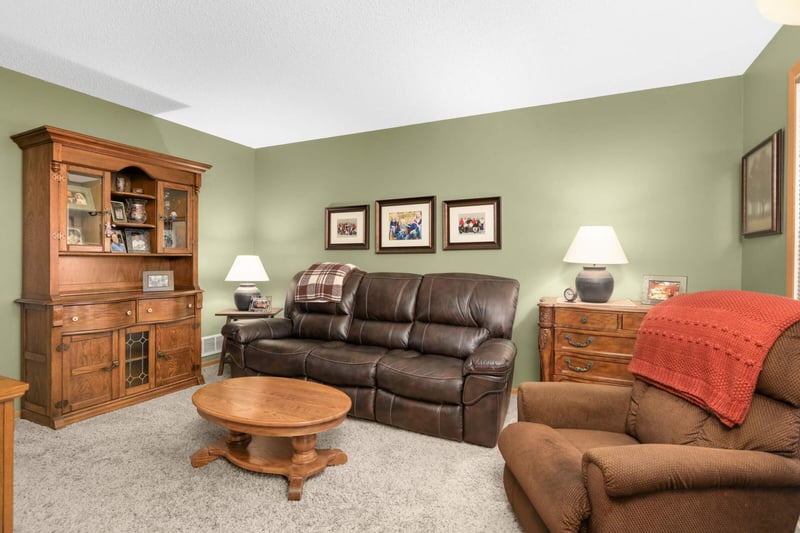 16093 71st Ln NE, Elk River, MN 55330