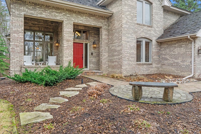 4285 Rosewood Ln N, Plymouth, MN 55442