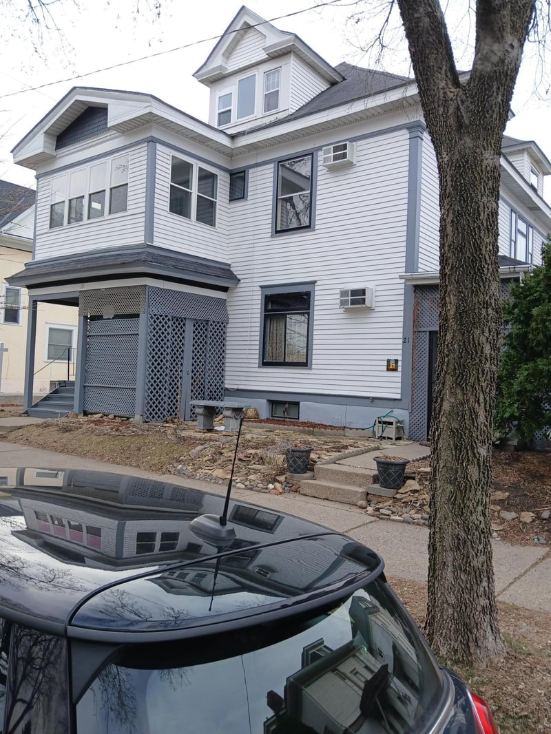 19 W 25th St, Minneapolis, MN 55404