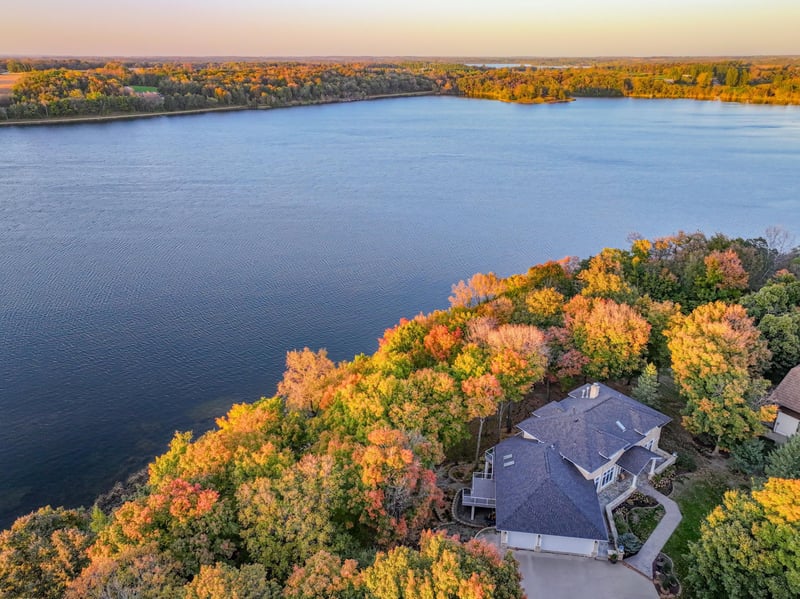 7295 Blackwell Dr SW, Farwell, MN 56327